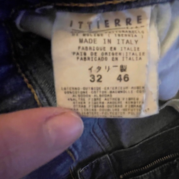 29/28 Dolce & Gabanna bootcut jeans. - Picture 4 of 7
